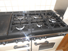 Clean Range Oven